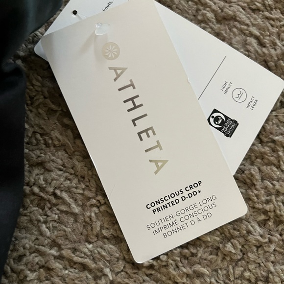 NWT athleta conscious crop d-dd - Picture 4 of 4